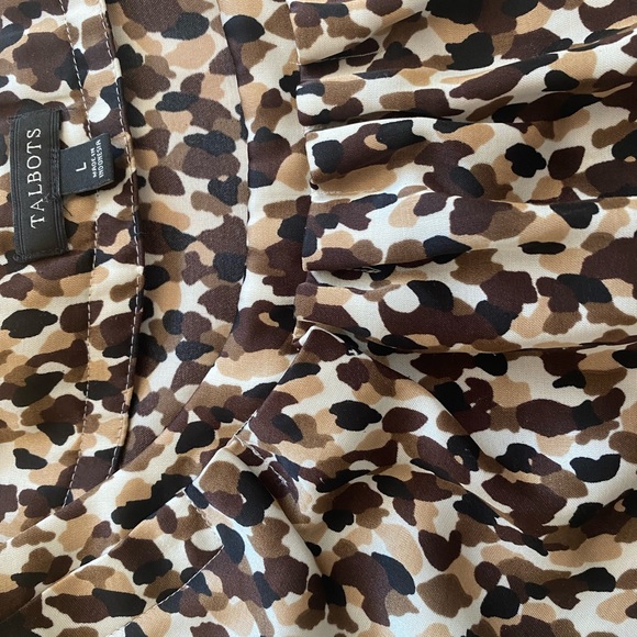 Women’s Talbots Large sleeveless browns, black, and cream top - Picture 5 of 5